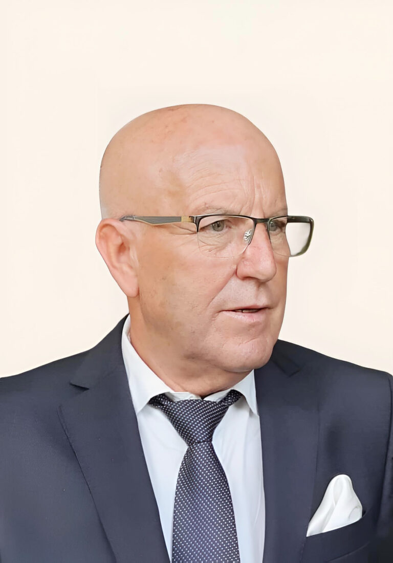 ADRIANO MACHADO PIMENTA