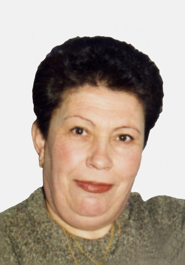 MARIA OLÍVIA DINIS TEIXEIRA PEIXOTO